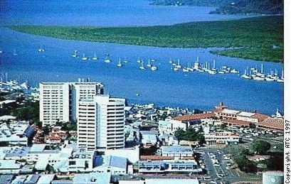 Cairns, harbour